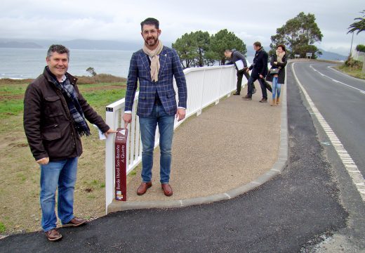 A Xunta mellora a accesibilidade e a seguridade vial na contorna da praia da Arnela, no concello de Porto do Son